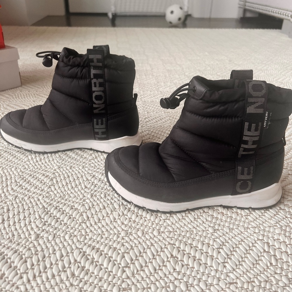 Kids’ ThermoBall™ Pull-On Waterproof Boots